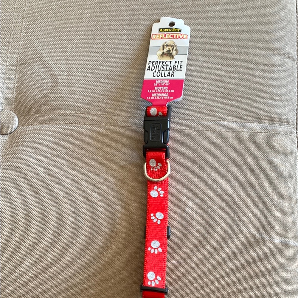 NWT Red Reflective Adjustable Dog Collar 🐾